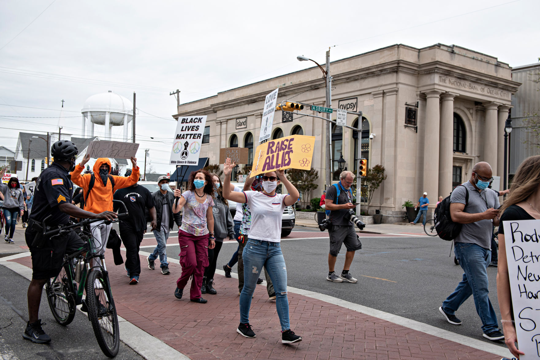 060320_nws_ocprotest